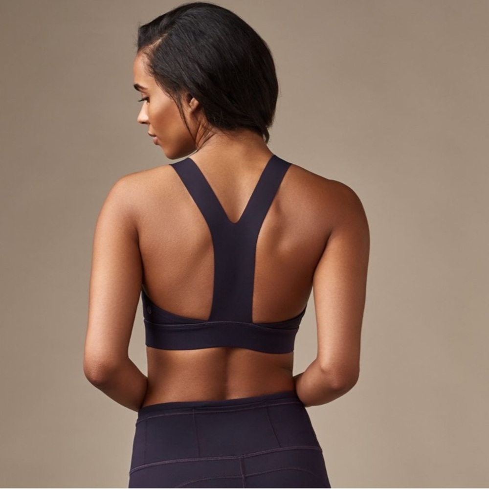 Lululemon Fast & Free Bra (Nulux)
Black Grape